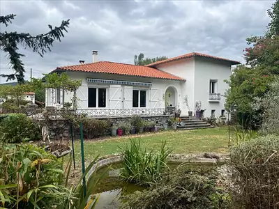 Maison, 167 m²