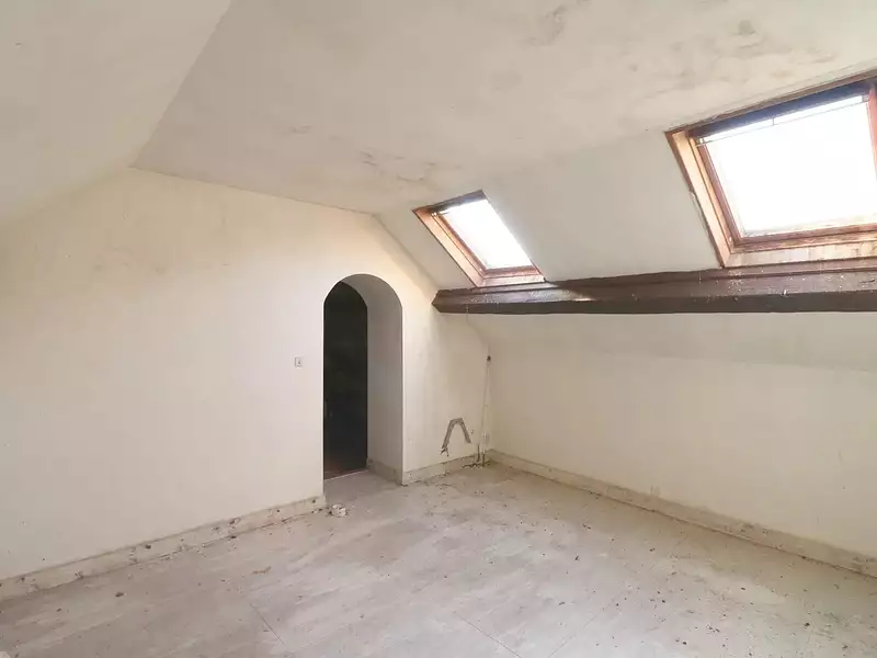Maison, 270 m²