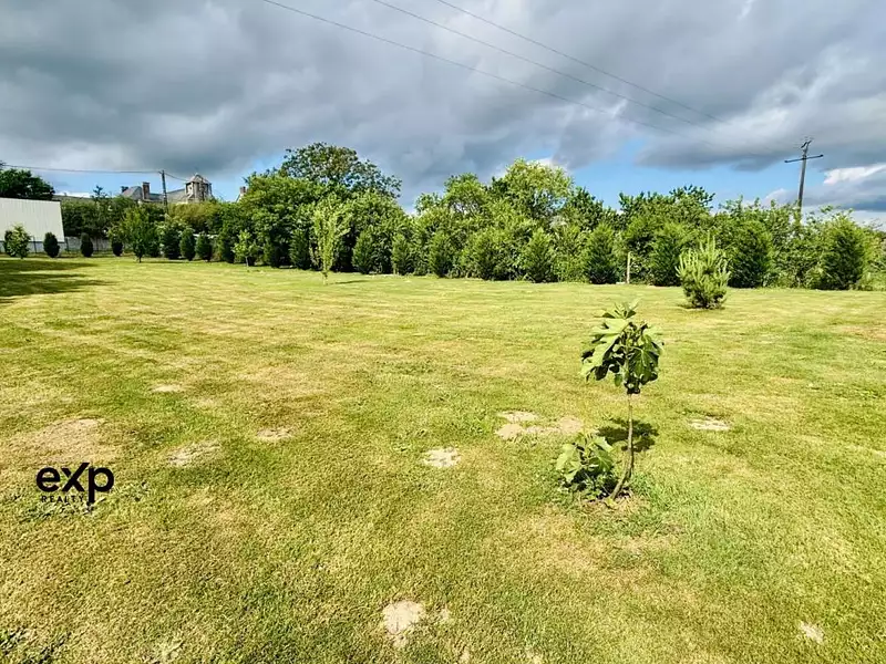 Terrain, 2 074 m²