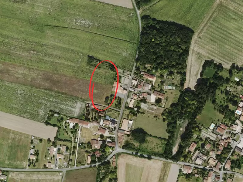 Terrain, 2 220 m²