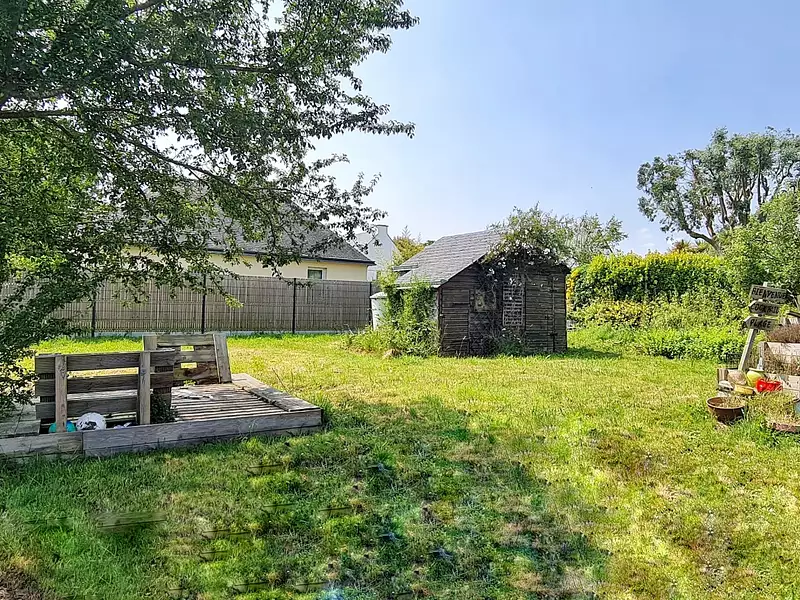 Terrain, 320 m²