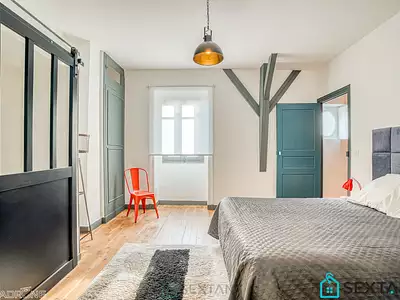 Maison, 255 m²