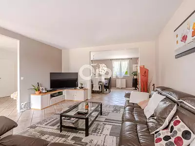 Maison, 166 m²