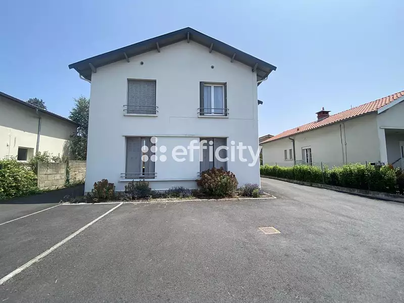 Maison, 211 m²