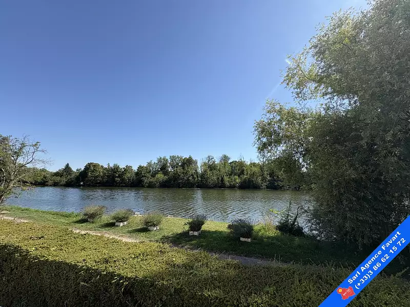 Immeuble, 122,21 m²