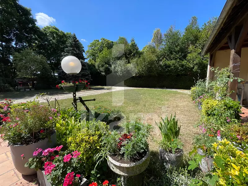 Maison, 162 m²