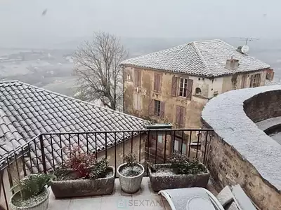 Maison, 586 m²