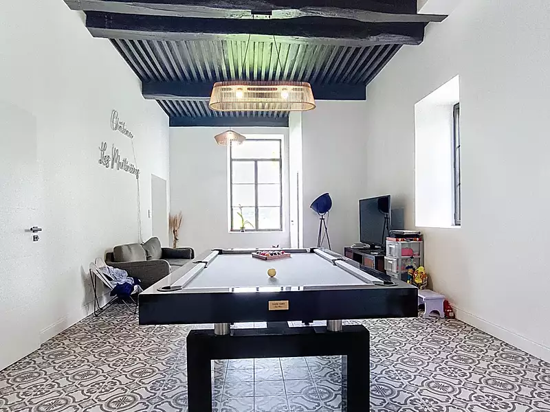 Maison, 320 m²