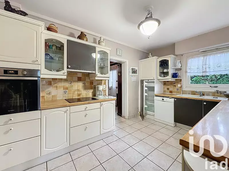 Maison, 165 m²
