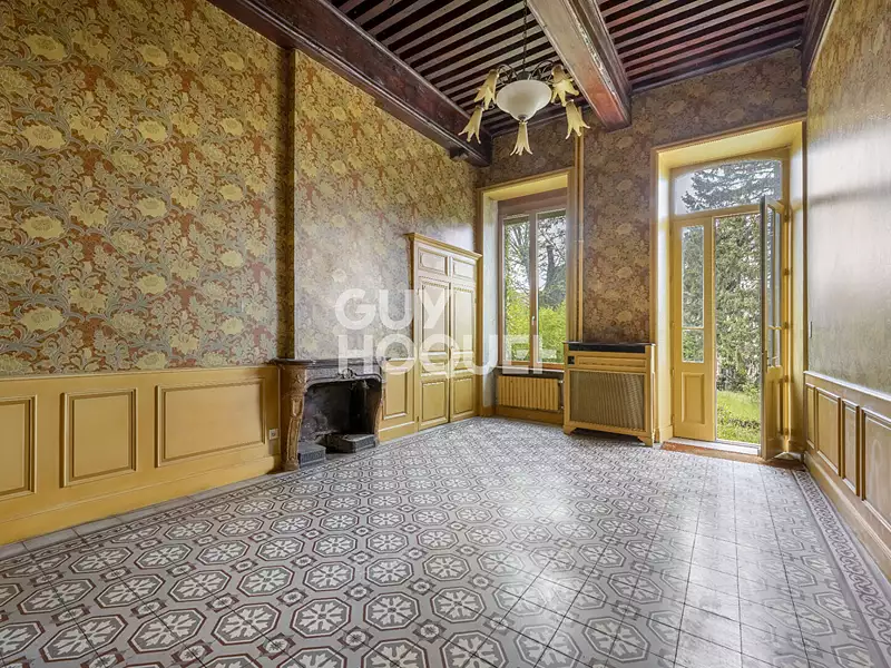 Maison, 446 m²