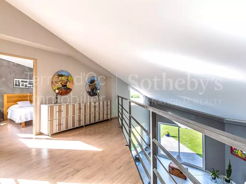 Maison, 275 m²