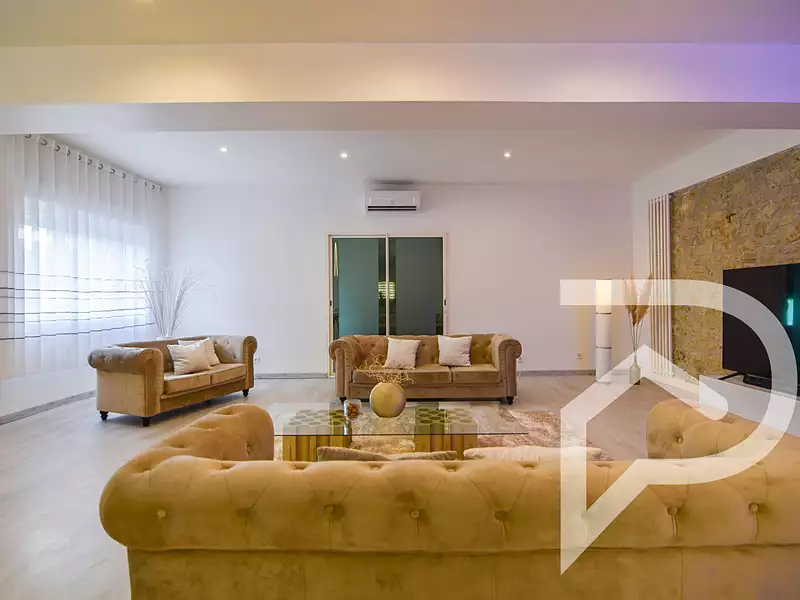 Appartement, 225 m²
