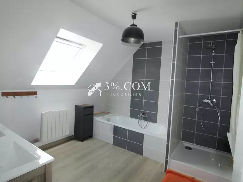 Maison, 163 m²