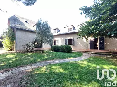 Maison, 389 m²