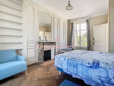 Maison, 284 m²