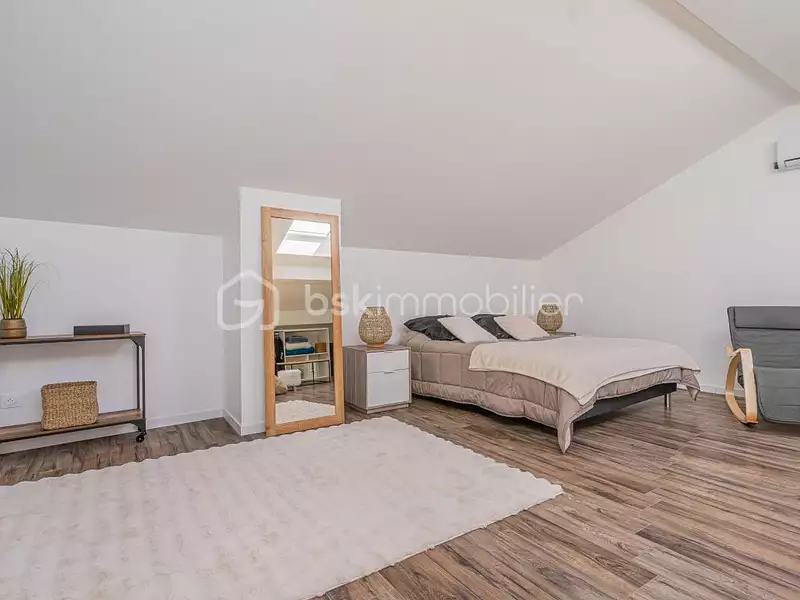 Maison, 167 m²
