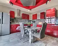 Maison, 242 m²