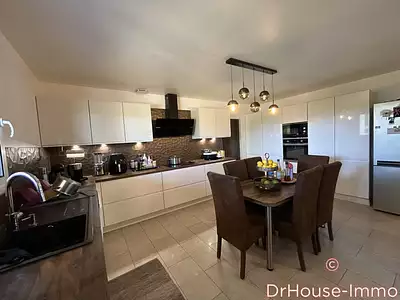 Maison, 136 m²
