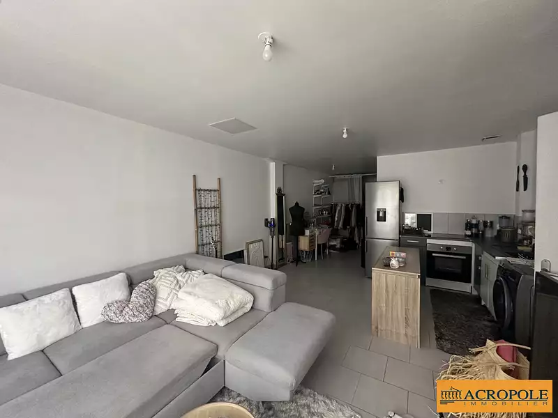 Immeuble, 170 m²