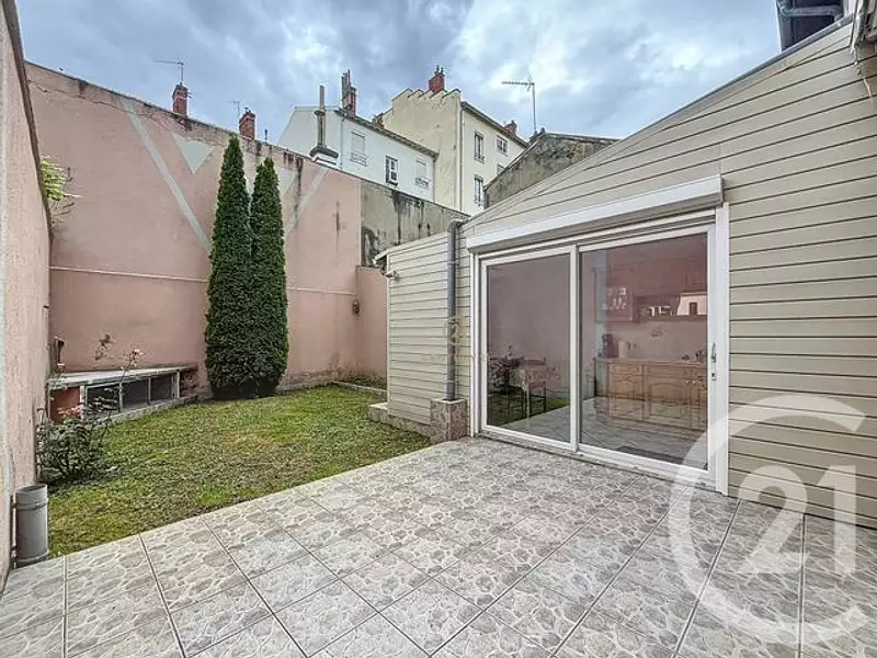 Maison, 121 m²