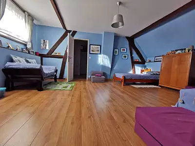 Maison, 270 m²