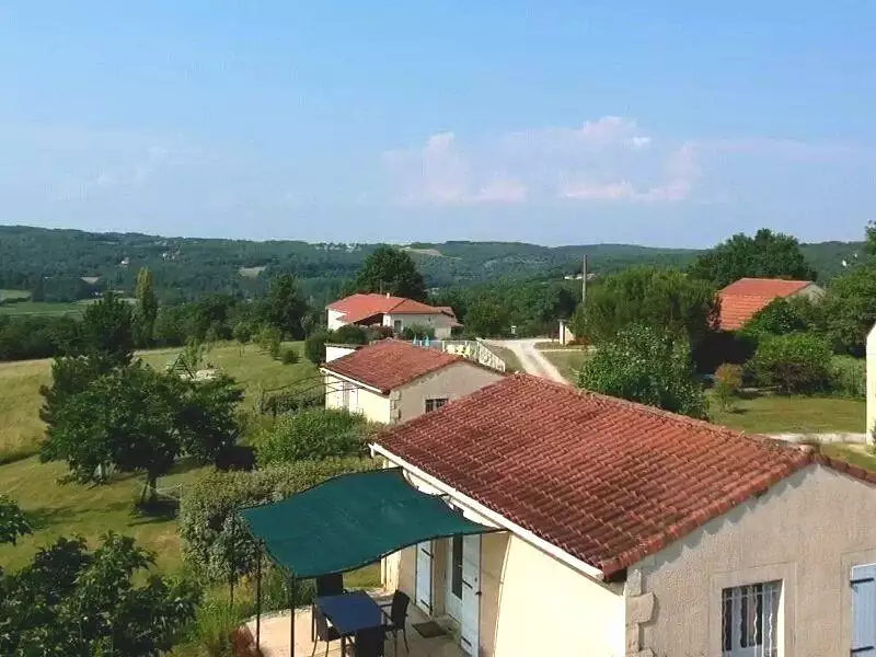 Maison, 592 m²
