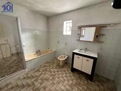 Maison, 167 m²