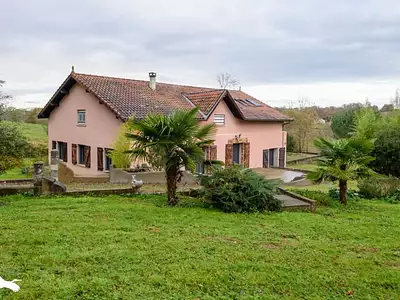 Maison, 284 m²