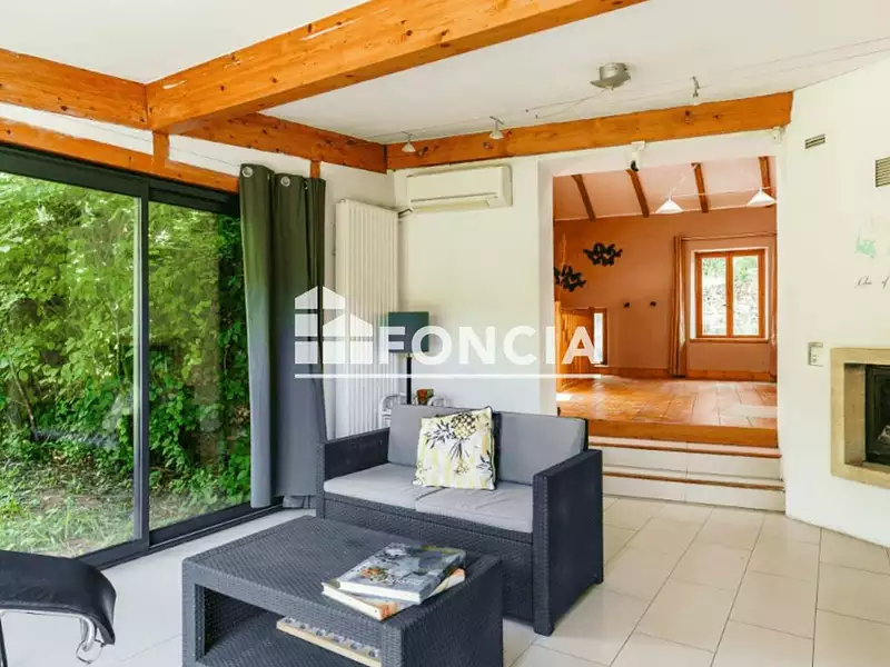 Maison, 205 m²