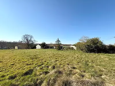 Terrain, 909 m²