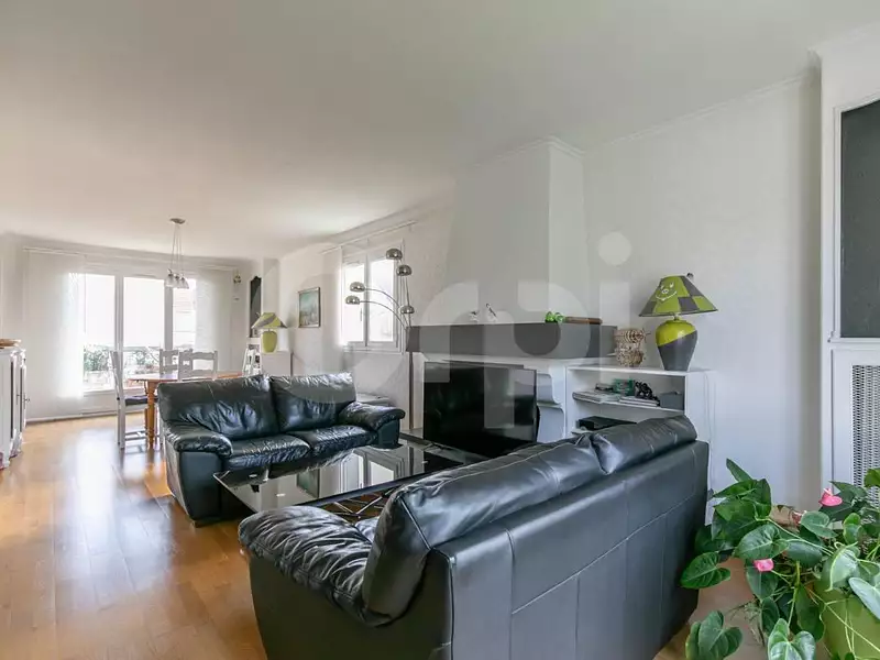 Maison, 170 m²