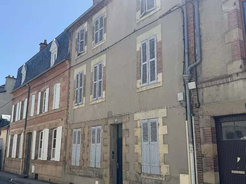 Immeuble, 207,13 m²