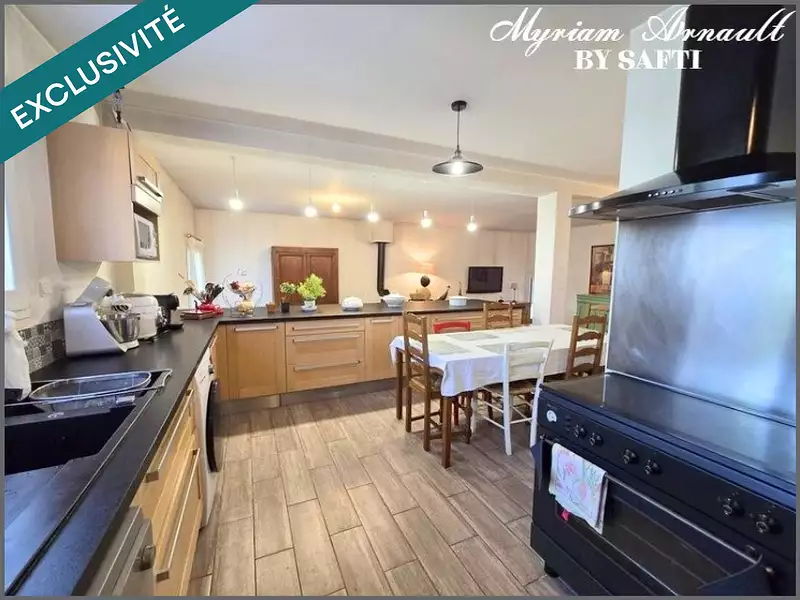 Maison, 138 m²