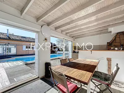 Maison, 240 m²