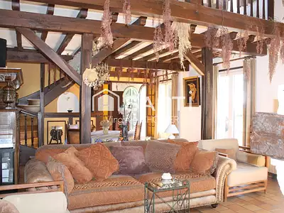 Maison, 204 m²