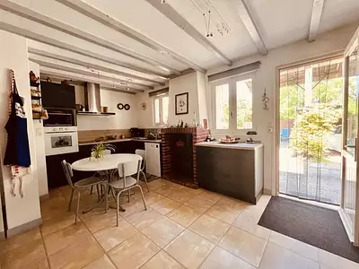 Maison, 166 m²