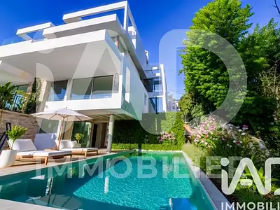 Appartement, 250 m²