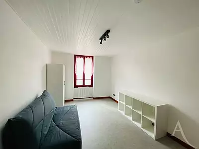 Appartement 1 pieces 22,9 m2 a louer - 1 Chambre Porcheville 78440