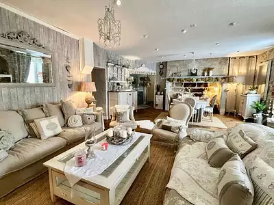 Maison, 1 300 m²