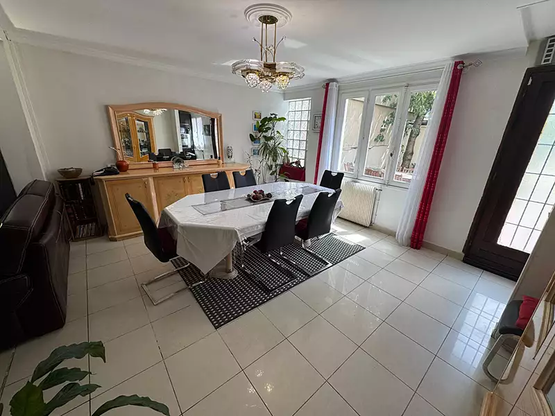 Maison, 110 m²
