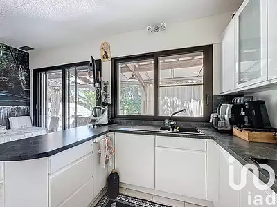 Maison, 227 m²