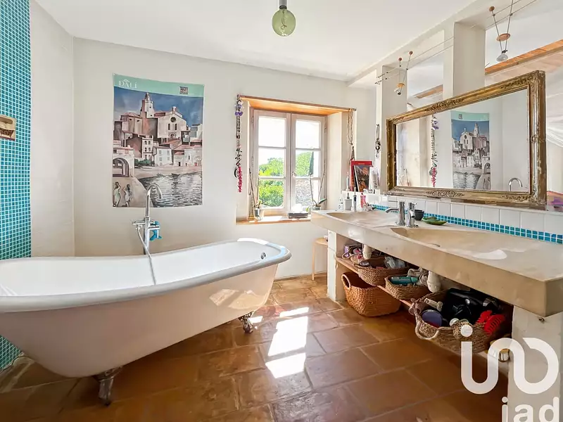 Maison, 230 m²