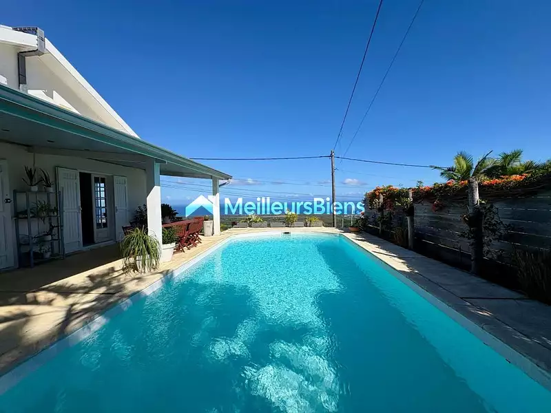 Maison, 115 m²