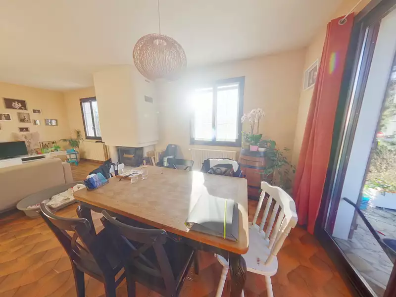 Maison, 142 m²