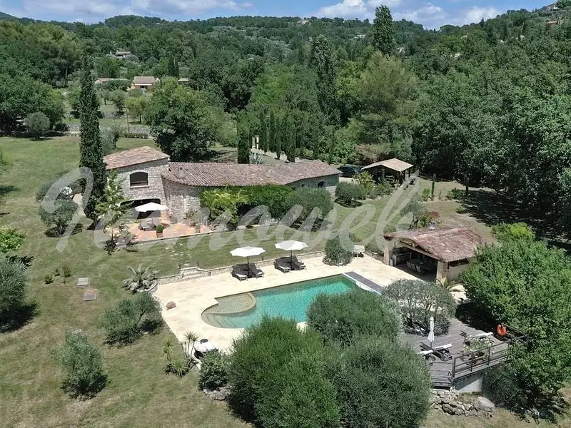Maison, 280 m²