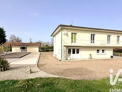 Maison, 199 m²