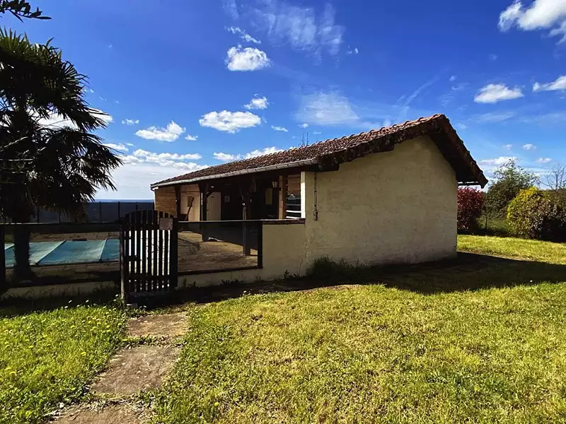 Maison, 180 m²