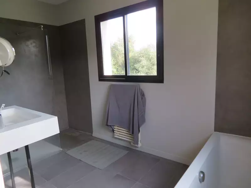 Maison, 186 m²