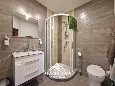 Maison, 261 m²