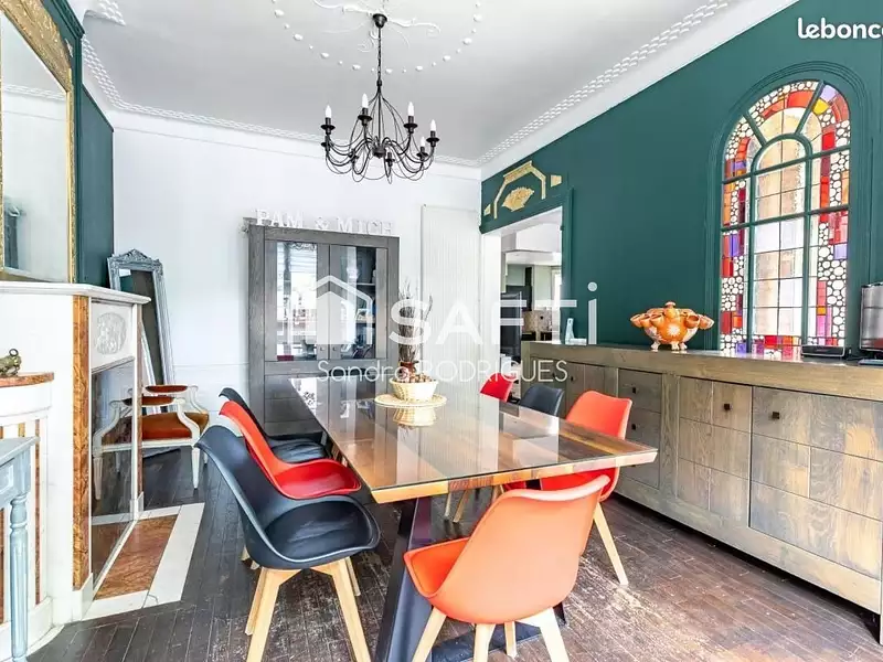 Maison, 160 m²